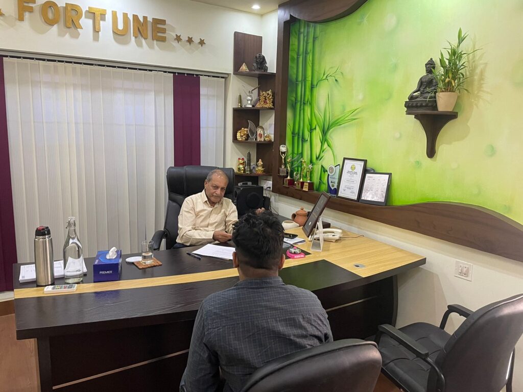 Former UPSC Chairman, Dr DP Agarwal giving one on one interview mentorship at Fortune IAS Academy.